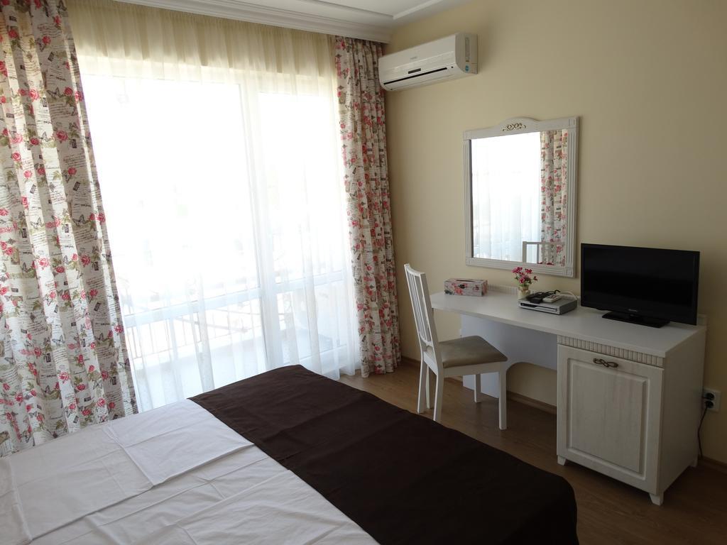 The Step Family Hotel Sunny Beach Habitación foto