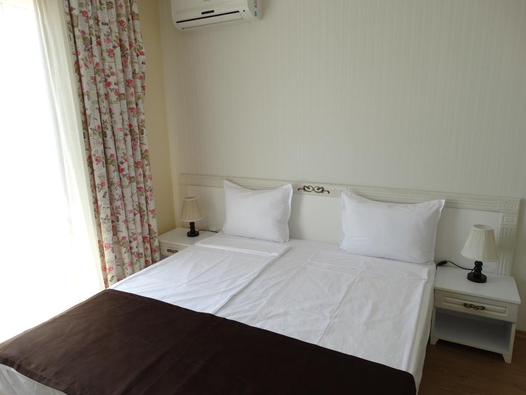 The Step Family Hotel Sunny Beach Habitación foto